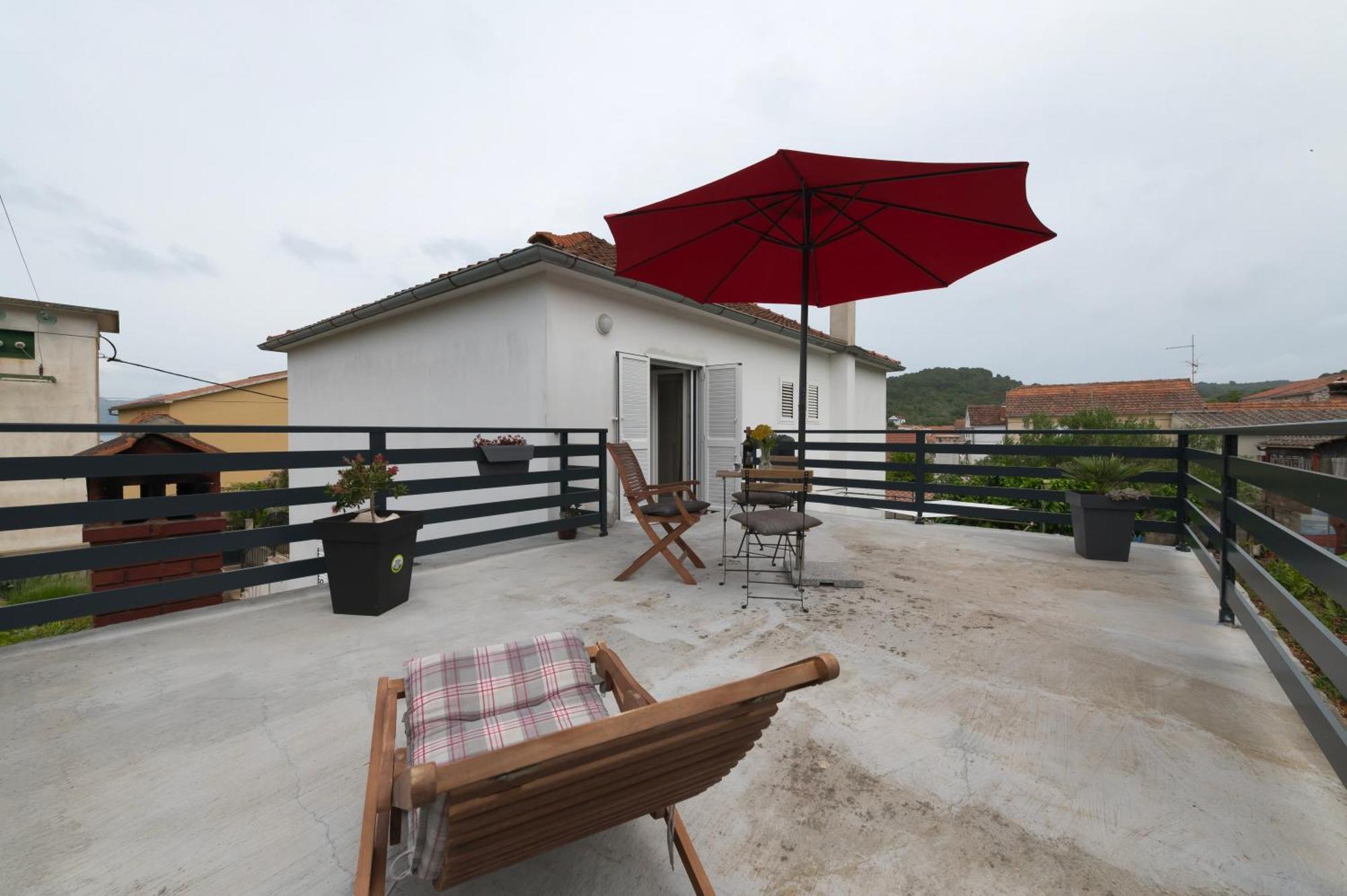Apartment Marinsko Veli Iz Luaran gambar