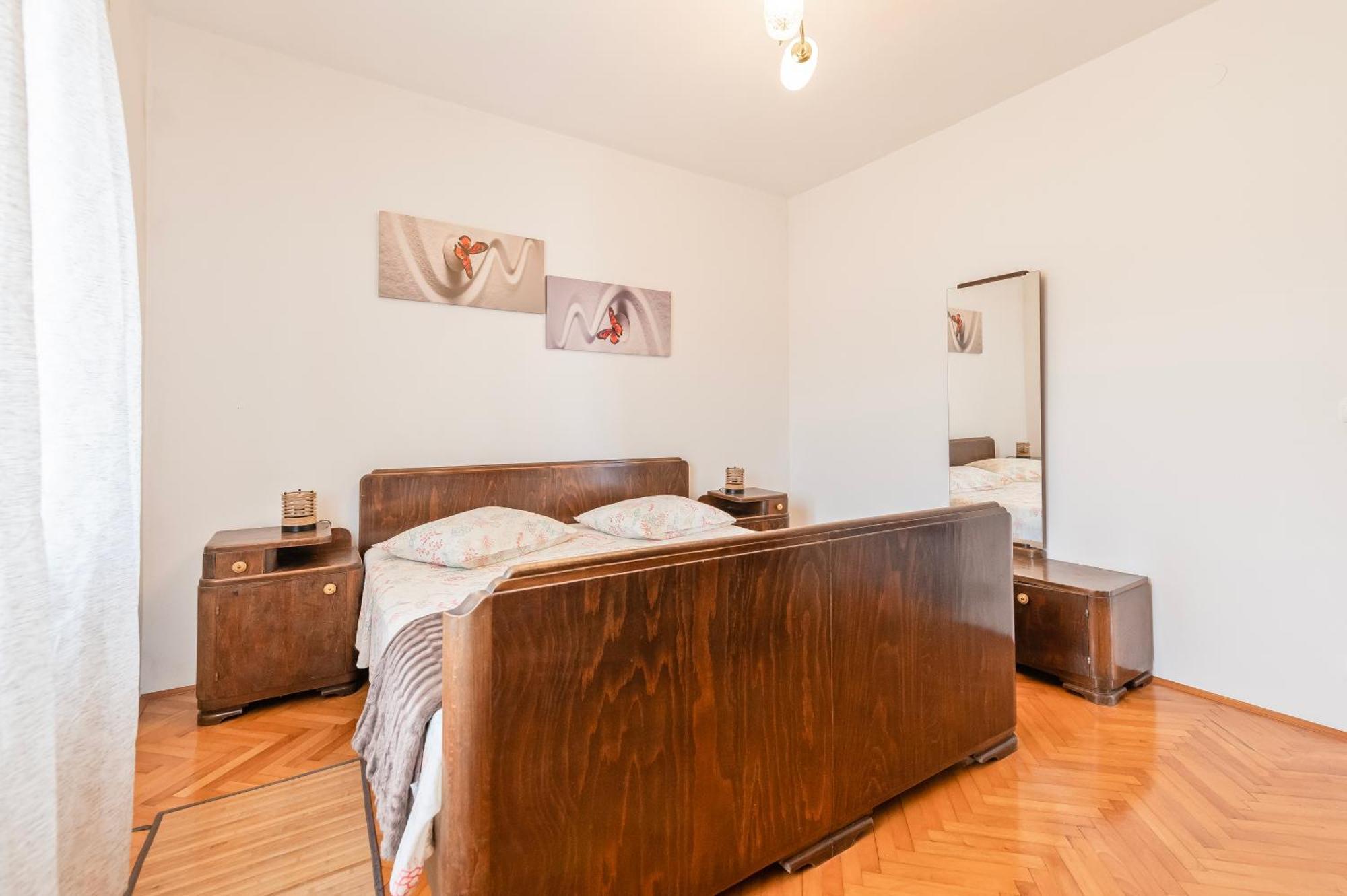 Apartment Marinsko Veli Iz Luaran gambar