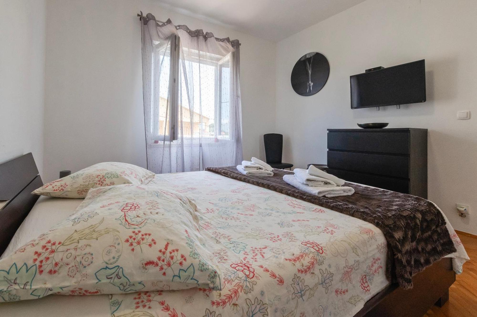 Apartment Marinsko Veli Iz Luaran gambar